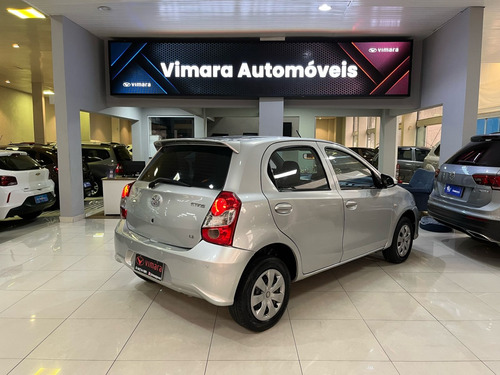 Toyota Etios 1.3 X 16V FLEX 4P MANUAL