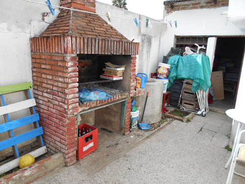 Imagen 9 de 14 de Casa De 3 Ambientes Con Cochera