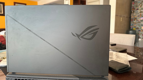 Laptop Gamer Asus Rog Strix 16 2023. (Usado)