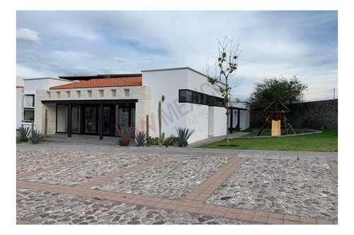 Imagen 21 de 25 de Magnífica Residencia Dentro De Exclusiva Privada Y Fraccionamiento De Lujo.