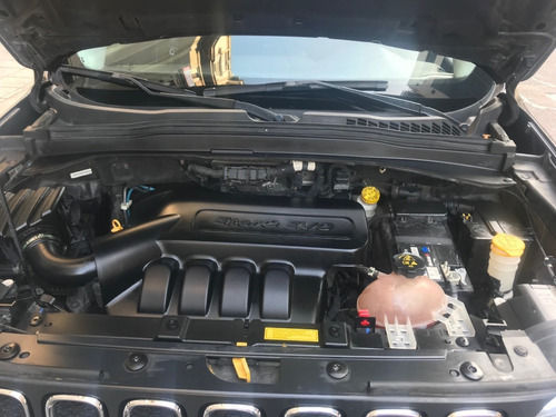 Imagen 9 de 16 de Jeep Renegade Sport 1.8 Automatico