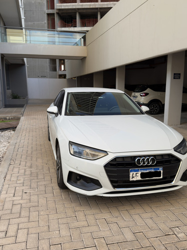 Audi A4 2.0 40 Tfsi Front