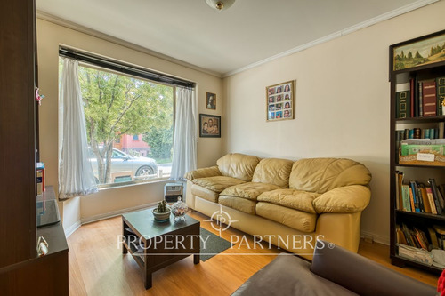 Casa Chilena En Condominio Consolidado En Chicureo...