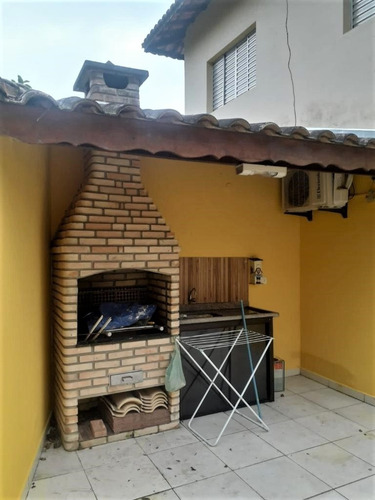 Imagem 2 de 9 de Casas Novas Sobrepostas Lado Praia Parcelado Direto Com A Construtora
