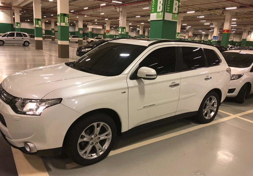 Imagem 1 de 15 de Mitsubishi Outlander 2014 3.0 V6 Gt 4wd 5p