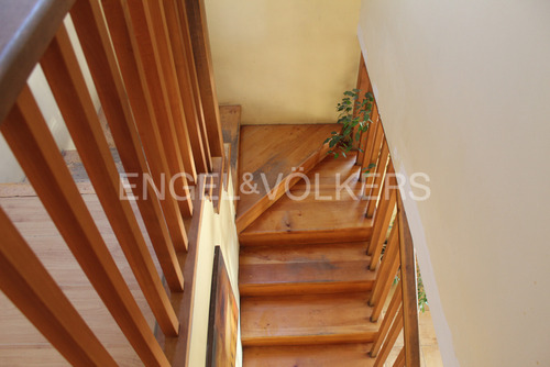 Acogedora Y Soleada Casa En Bosques De Montemar