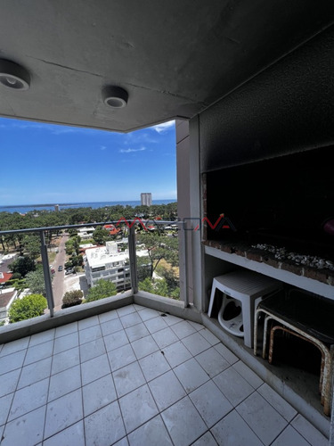 En Venta 2 Dormitorios Parrillero Propio Y Vista Al Mar Gastos Bajos