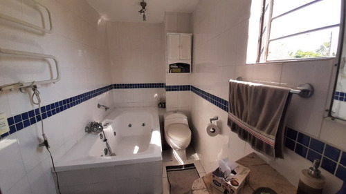Casa En Venta, 4 Dormitorios Precio Rebajado
