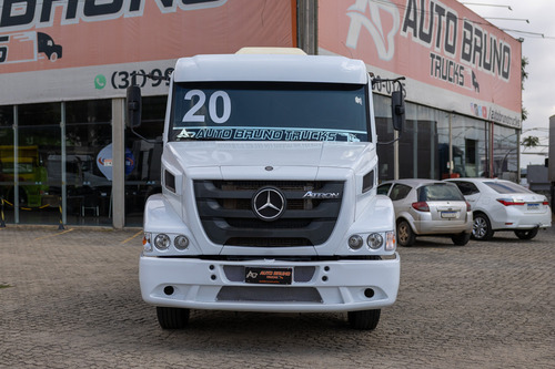 Mb Atron 1635 4x2 Muito Nova Baixa Km Com Comando Hidráulico