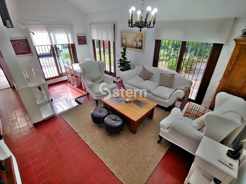 Imagen 2 de 30 de Hermosa Casa En Pinares