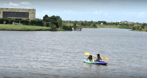 Imagen 4 de 13 de Venta Terreno - El Canton - Islas Al Agua