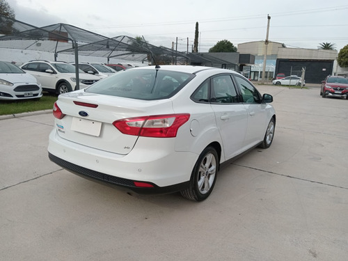Ford Focus 2 2.0 Ghia Mt