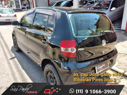 Imagem 3 de 6 de Volkswagen Fox City 1.0 Mi Total Flex 8v 5p Flex 2006