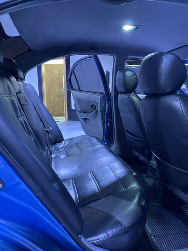 Hyundai Elantra Automático 2012