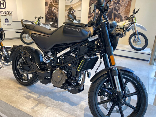 Imagen 1 de 22 de Husqvarna Svartpilen 200 0km 2023