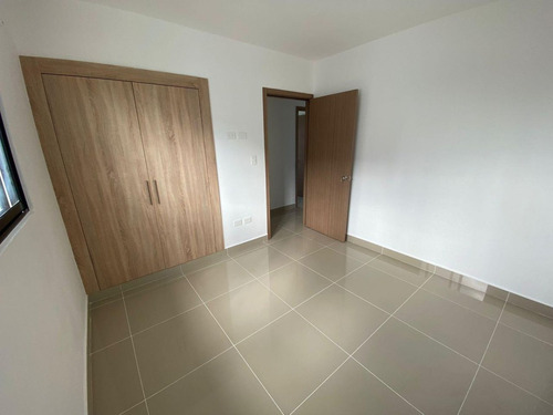 Apartamento En Alquiler En Punta Cana, Epic Sun, Bávaro, 2 Habitaciones, A 5 Minutos Del Down Town