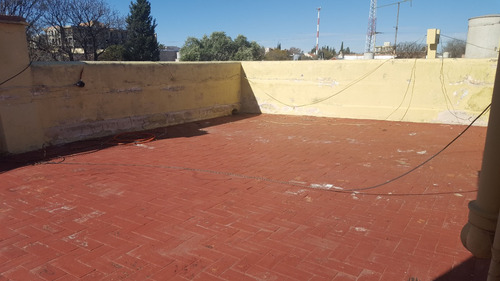 Casa De 4 Habitaciones En Venta En El Centro De La Ciudad De San Luis - Ideal Para Familia O Cualquier Tipo De Emprendimiento