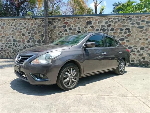 Nissan Versa 1.6 Advance Mt