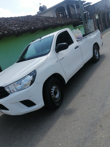 Toyota Hilux Estsquita Gondola Larga Funcionando Al 100 A/c