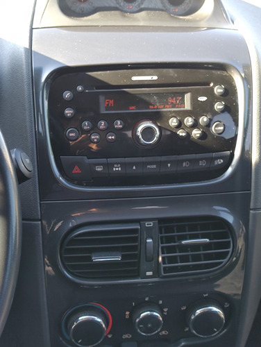 Fiat Palio Adventure 1.8 16v Locker Flex 5p