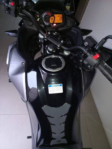 Imagen 3 de 9 de Kawasaki Versys 300