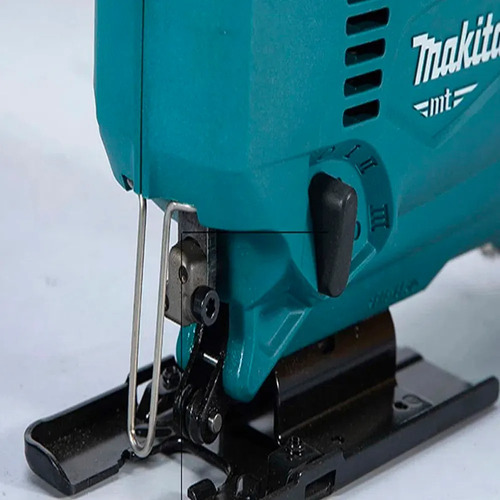 Sierra Caladora De 450w Y 3,100 Spm Makita M4301b
