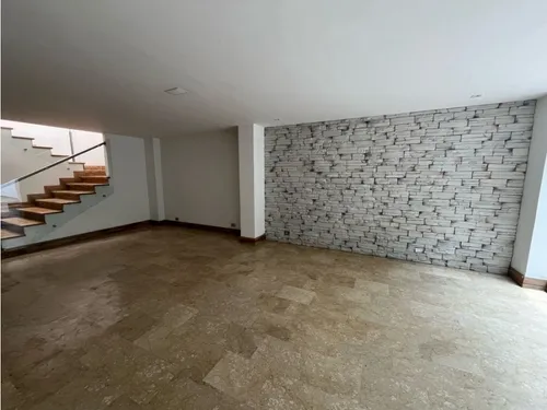 Casa Poblado-san Lucas 366mt2-4 Alcobas + Estudio-exclusiva Unidad