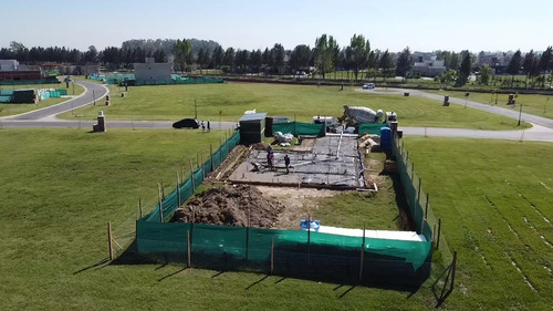 Platea Por $30.000m2 Movimiento De Suelo