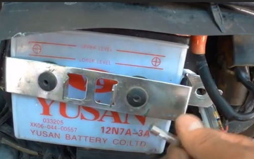 Imagen 2 de 3 de Fusible Vidrios Moto 30mm 12v