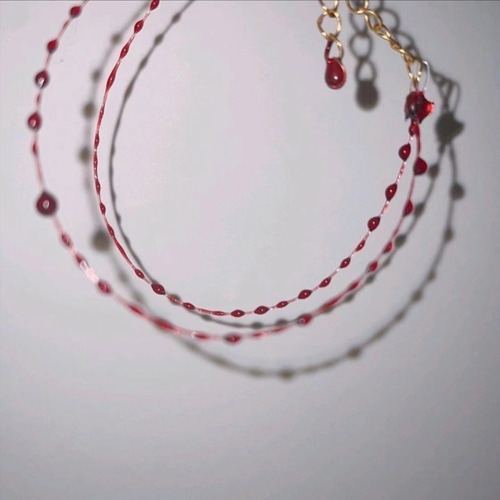 (a) Pulsera Con Forma De Gota De Sangre Roja Con Personalida