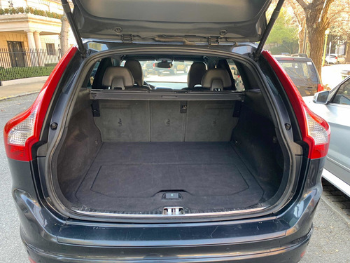 Imagen 8 de 11 de Volvo Xc60 2.0 T5 Inscription 2017