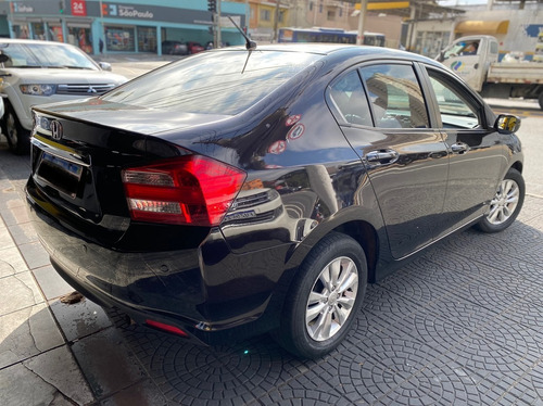 Imagem 4 de 10 de Honda City 1.5 Lx 16v 2013