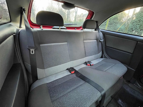 Imagen 14 de 16 de Chevrolet Celta 2013 1.4 Lt Spirit