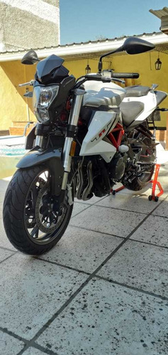 Benelli Tnt 600