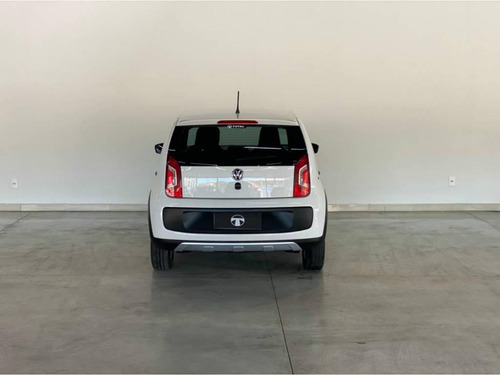 Imagem 4 de 13 de Volkswagen Up Take 1.0 Total Flex 12v 5p