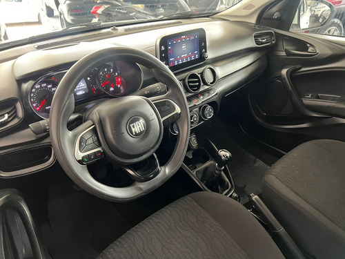 Fiat Cronos 1.3 Drive Flex 4p