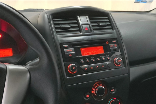 Imagen 6 de 25 de Nissan Versa Sedan 4 Pts Sense, Tm5, A/ac, Ve