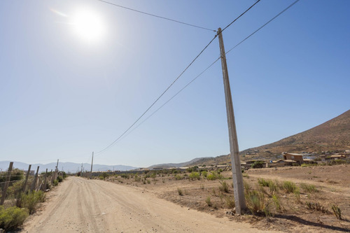 Terreno Con Factibilidad De Luz Y Agua En Cruz De Cañas