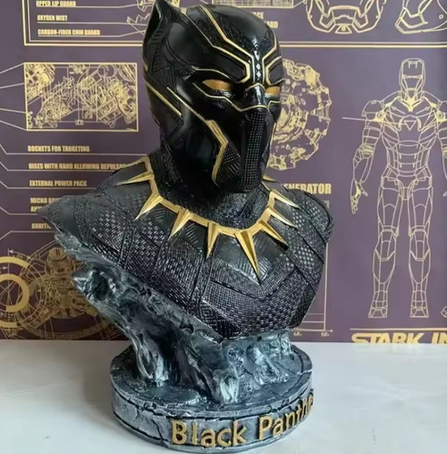 Figura De Acción Black Panther, Estatua 16cm Marvel Genérica