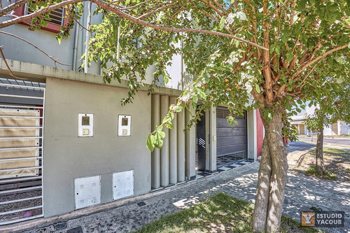 Imagen 28 de 30 de Dúplex En Venta - 3 Dormitorios 2 Baños - Cochera - 120,36mts2 - Villa Elvira, La Plata
