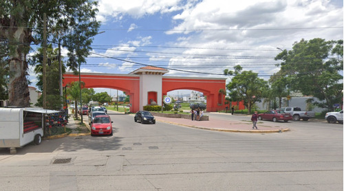 Casa En Remate Bancario En Fuente Morada, Fontana , Tlaquepaque, Jalisco -ngc