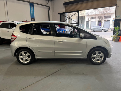 Imagen 2 de 15 de Honda Fit Lx Mt 2011