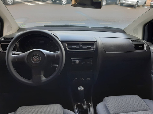 Imagem 6 de 8 de Volkswagen Fox 1.6 Mi 8v Flex 4p Manual