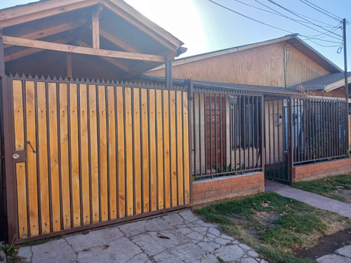 Casa Acogedora. Villa Los Héroes Maipú 3d, 1b, 1e, 1b.