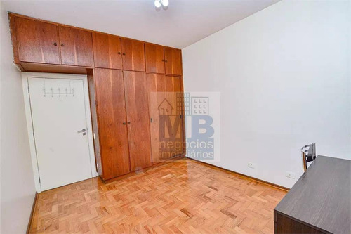 Imagem 8 de 19 de É Bem Localizado, Próximo A Pontos De Interesse De Pinheiros - Ap3913