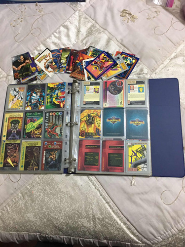 Dc Comics Set De 173 Tarjetas Carpeta Y Micas De Colección.