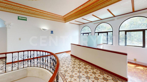 Venta De Espectacular Casa Con Uso De Suelo Para Oficinas En La Anzures