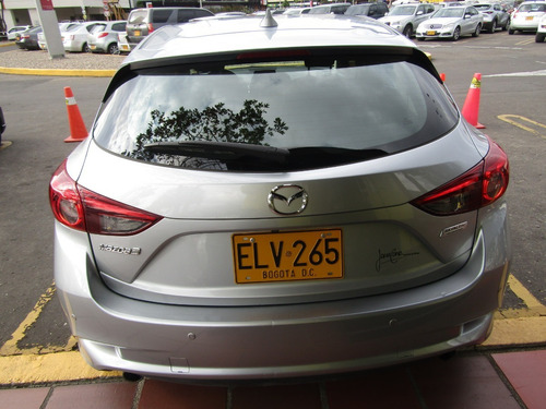Imagen 6 de 15 de Mazda