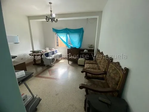 El Bosque Mls# 25-3483 Wm