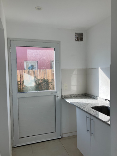 Venta De Casa En Santa Ines, Canning